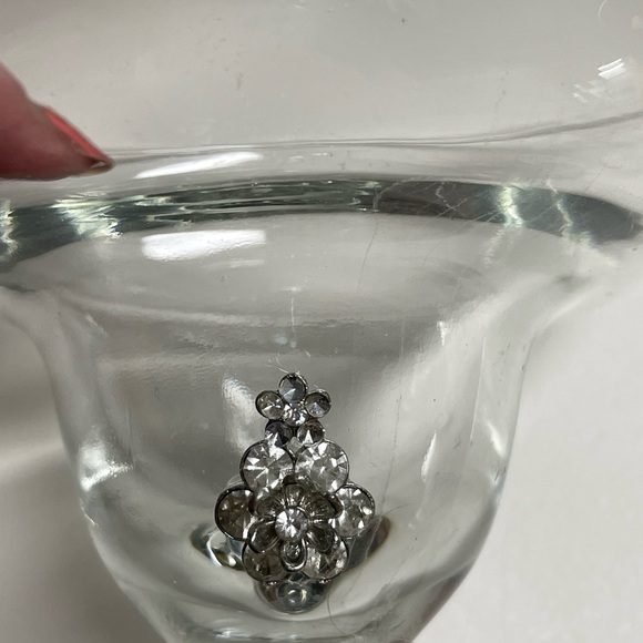 Hand crafted margarita glass vintage jewelry embellished floral crystal blue - Picture 4 of 5
